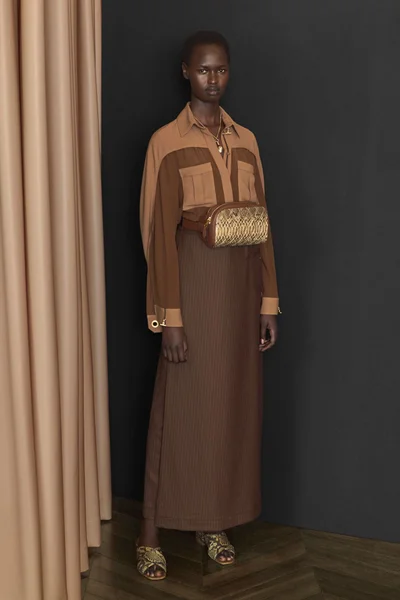 Look 37